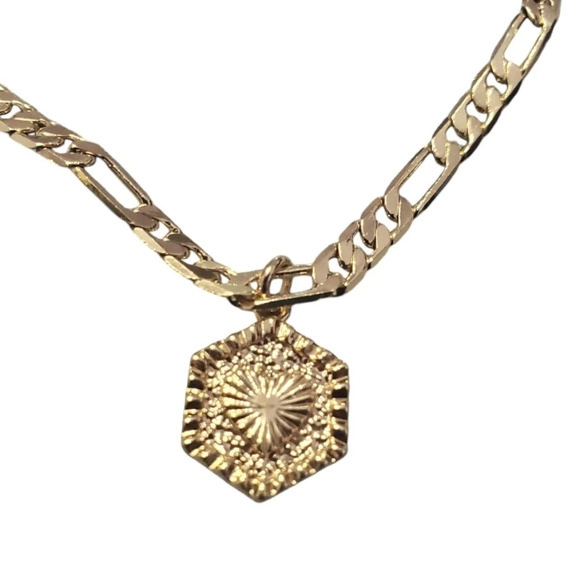 New Initial "U" 18K Gold Plated Figaro Chain Anklet/Bracelet - Picture 4 of 6